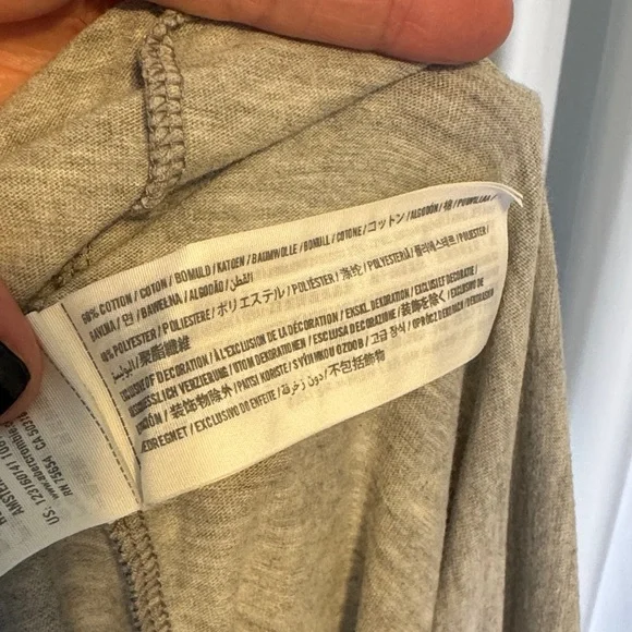 Abercrombie & Fitch Heather Gray Tee with Green Logo - Picture 7 of 9